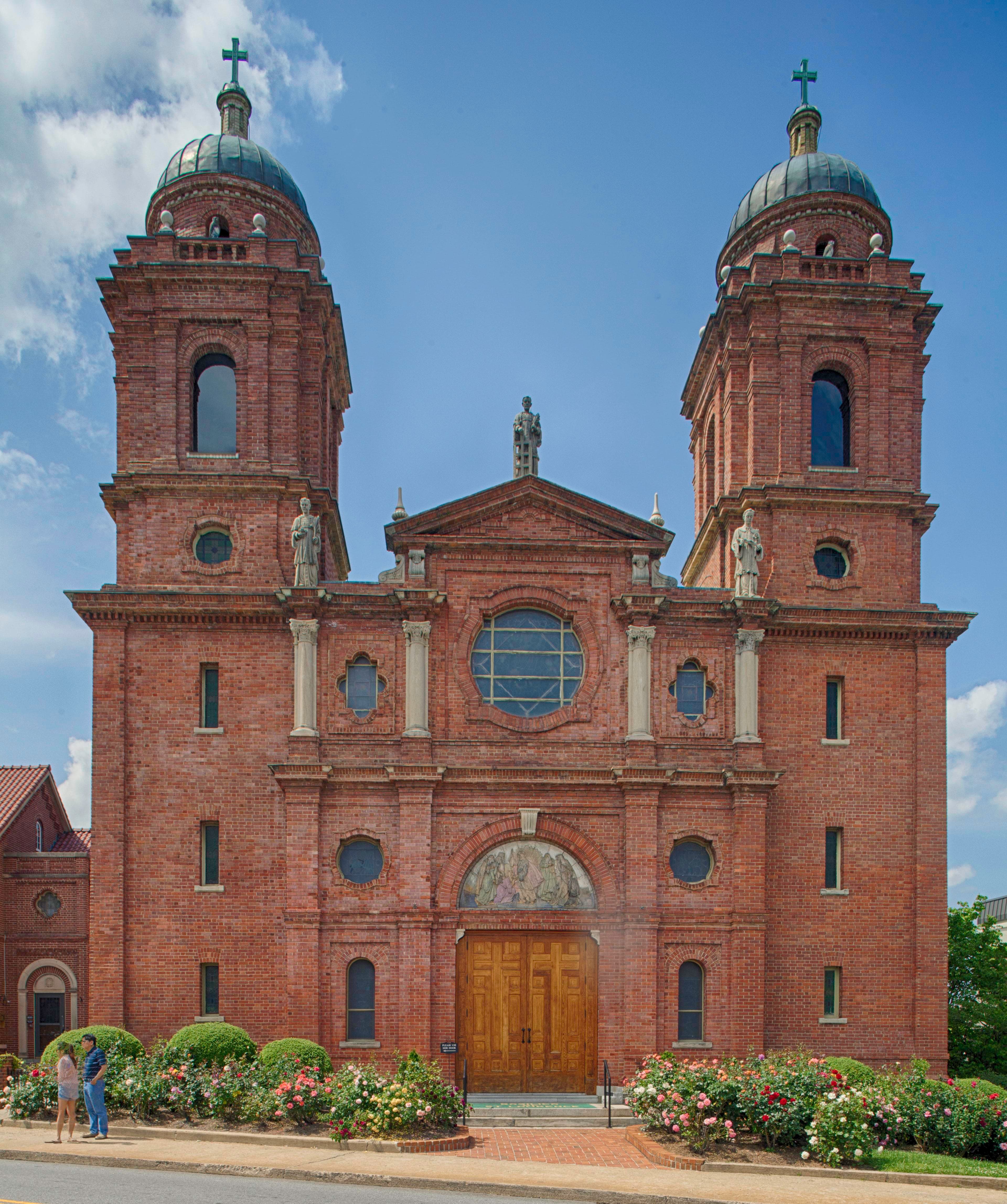 A view of the front of Asheville's Church