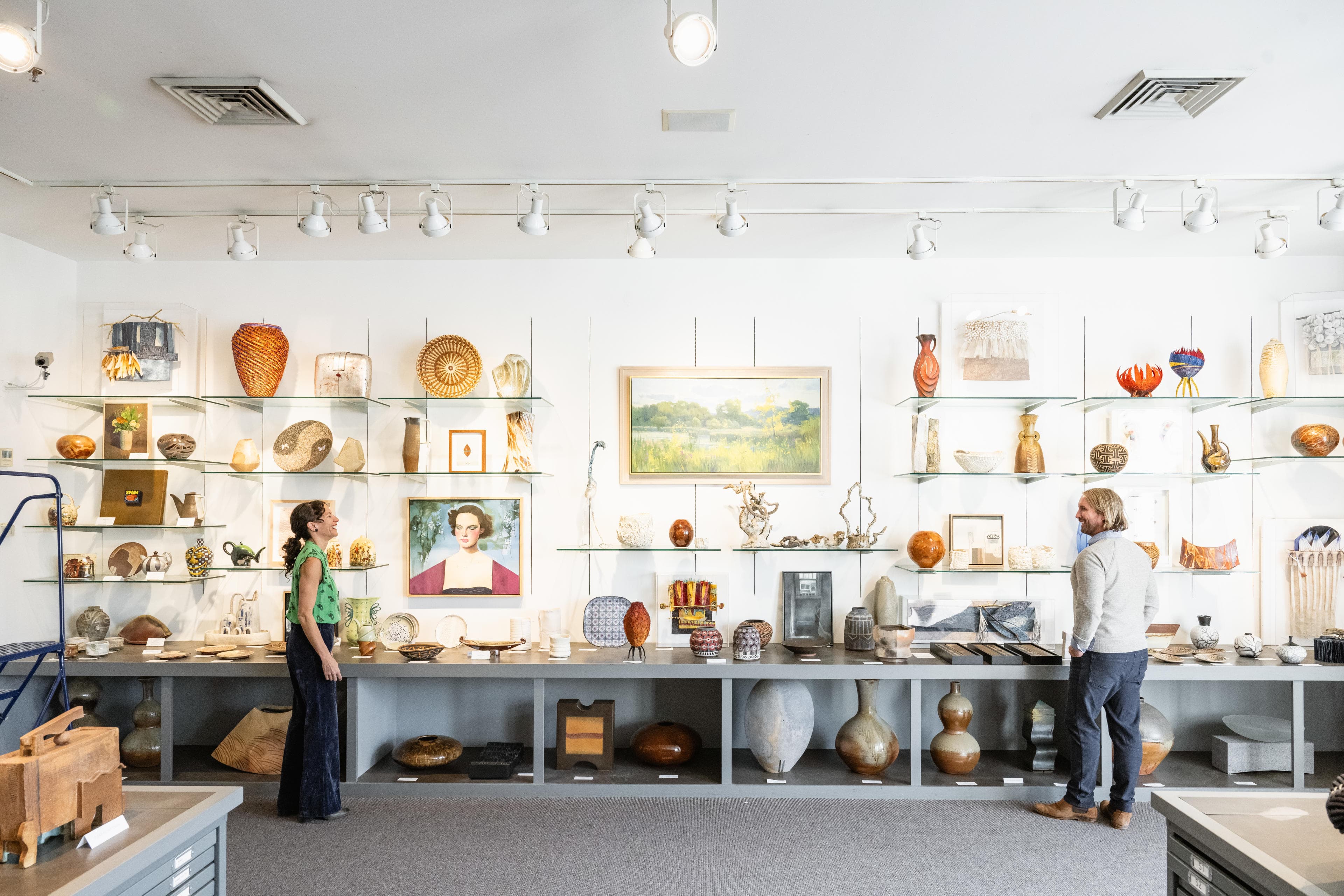 Galleries & Studios Blue Spiral 1 Gallery / Photo: Stephan Pruitt