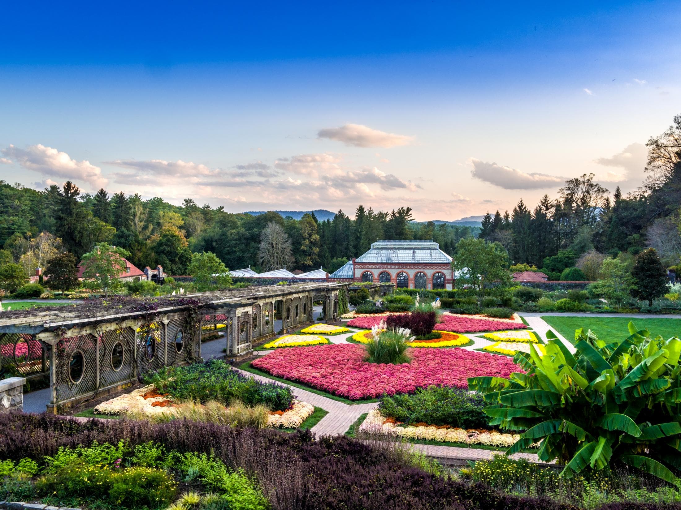 Gardens Biltmore Estate's walled garden in Summer
