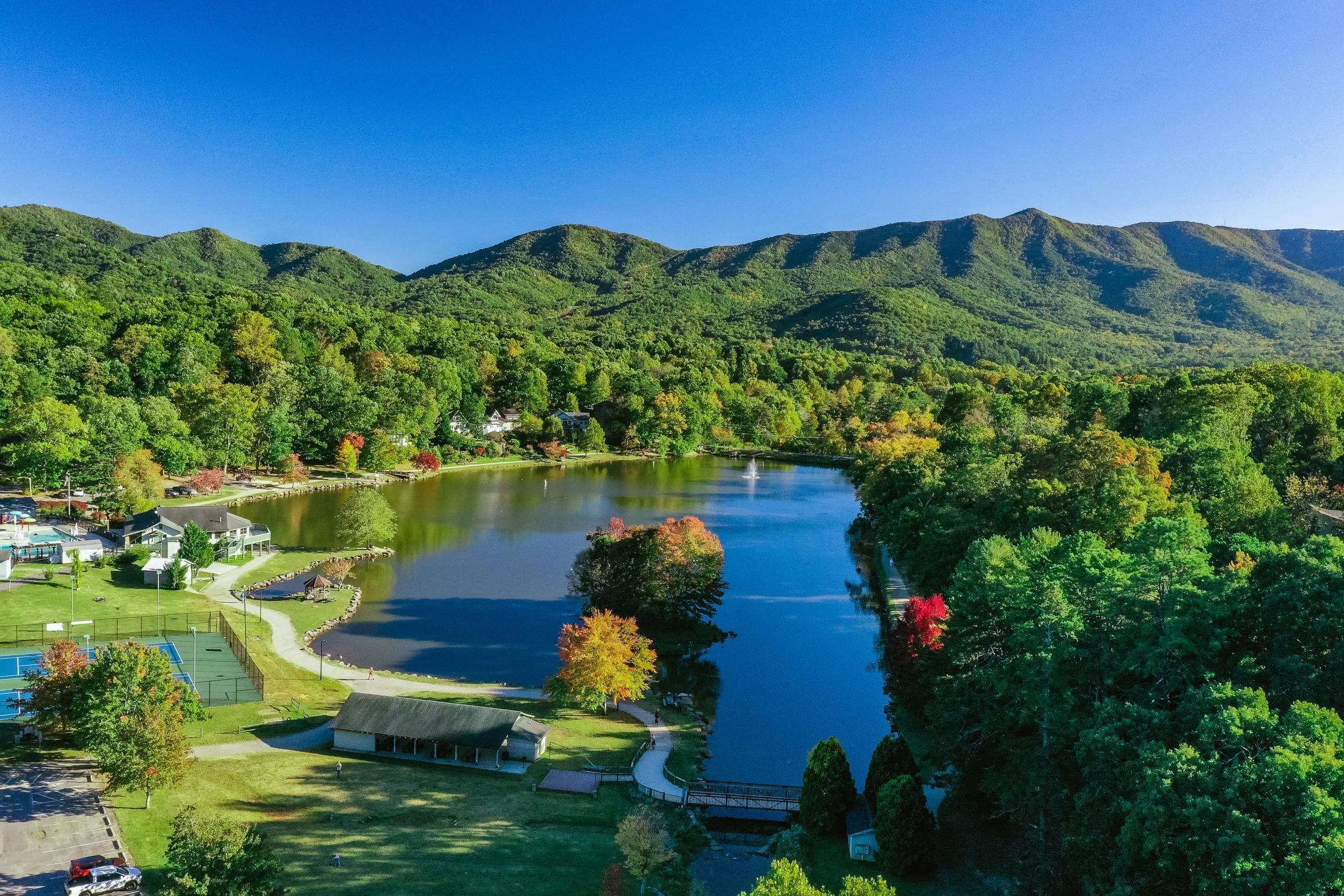 Things to Do in Black Mountain Lake Tomahawk Park, Black Mountain by Stephan Pruitt