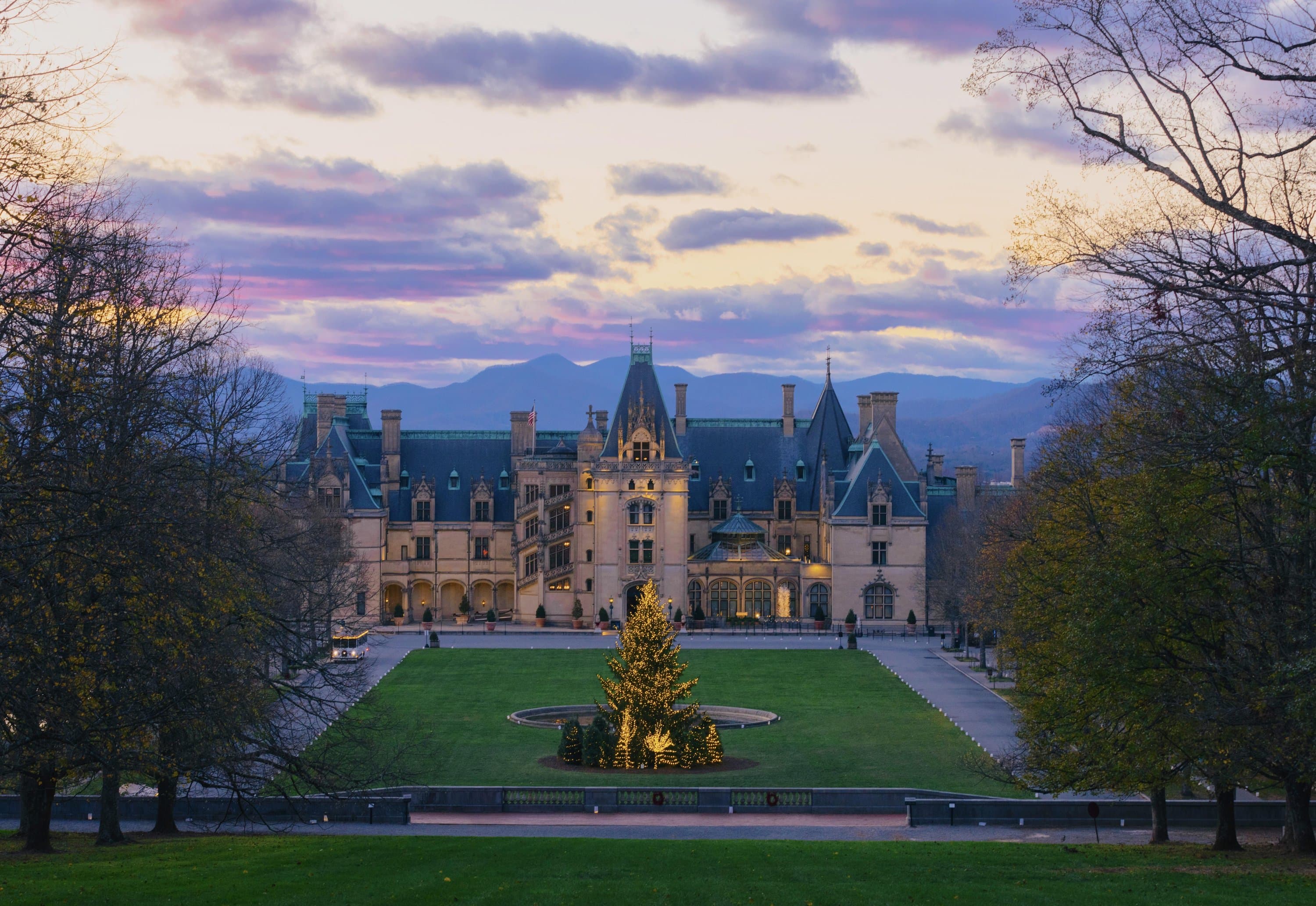 Asheville Sparkles for the Holidays Christmas at Biltmore | Photo: Rachel Pressely