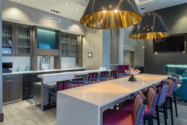 exploreasheville.com exploreasheville.com