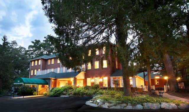 exploreasheville.com exploreasheville.com