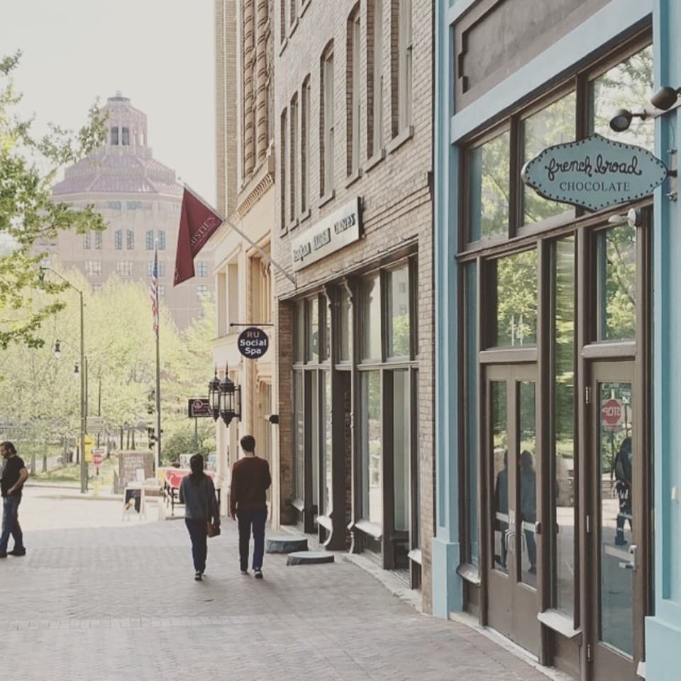 Located in the heart of downtown Asheville, steps from breweries, restaurants, and shopping. Located in the heart of downtown Asheville, steps from breweries, restaurants, and shopping.