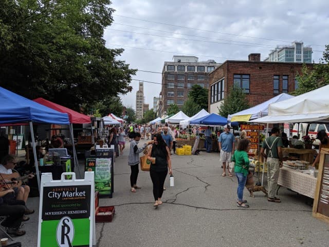 exploreasheville.com exploreasheville.com