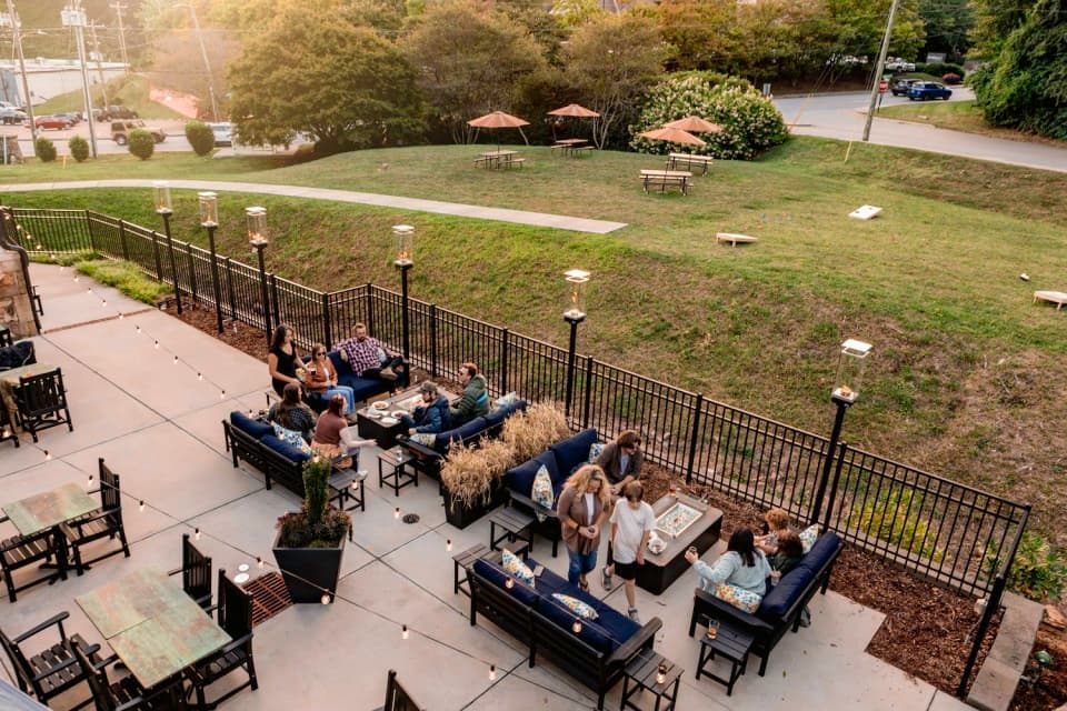 exploreasheville.com exploreasheville.com