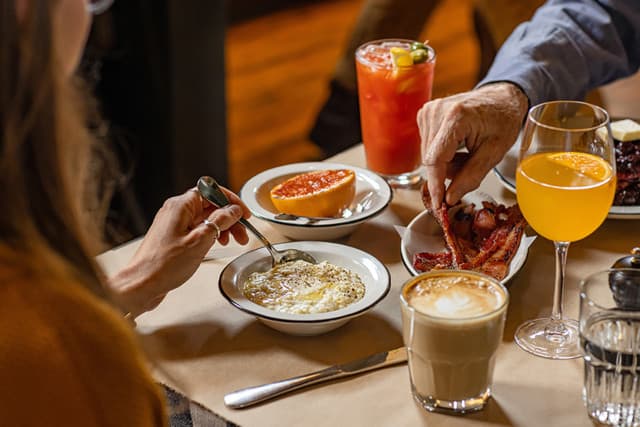 exploreasheville.com exploreasheville.com