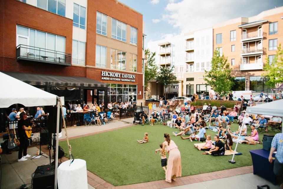 exploreasheville.com exploreasheville.com