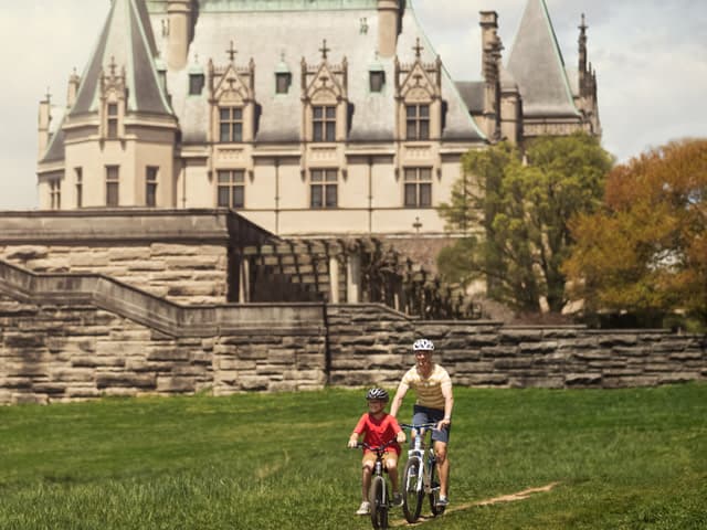 exploreasheville.com exploreasheville.com