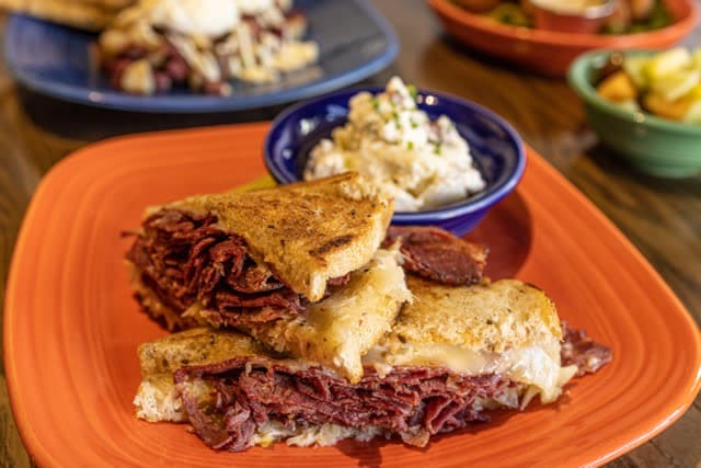 exploreasheville.com exploreasheville.com