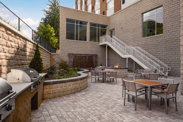 exploreasheville.com exploreasheville.com