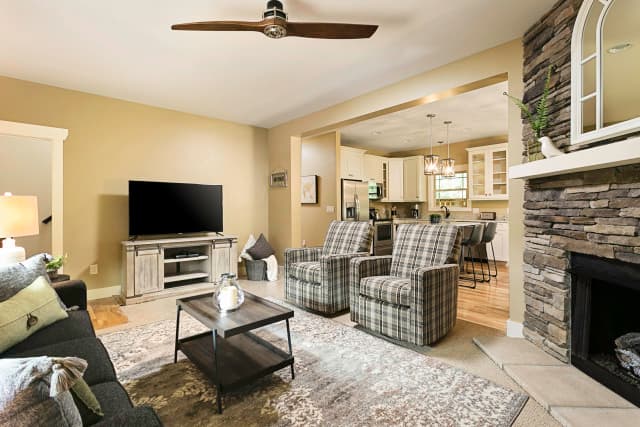 exploreasheville.com exploreasheville.com