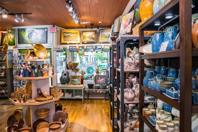 exploreasheville.com exploreasheville.com