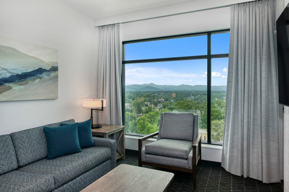 exploreasheville.com exploreasheville.com