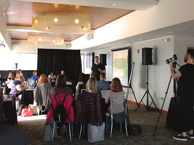 exploreasheville.com exploreasheville.com