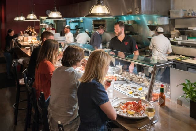 exploreasheville.com exploreasheville.com