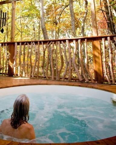 exploreasheville.com exploreasheville.com