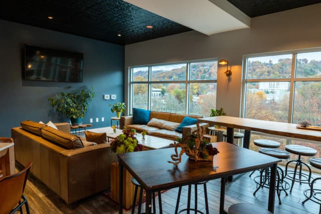 exploreasheville.com exploreasheville.com