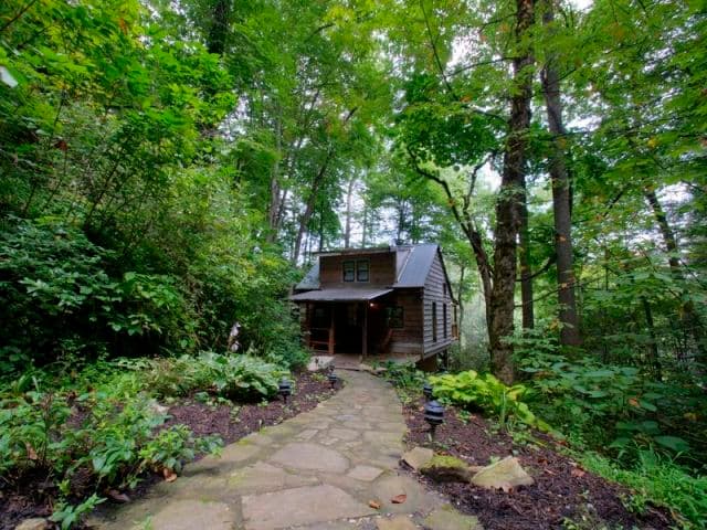 exploreasheville.com exploreasheville.com