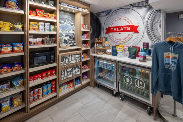 exploreasheville.com exploreasheville.com