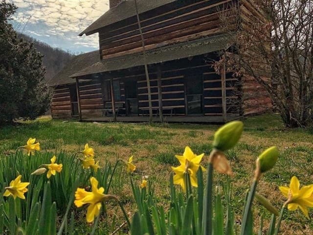 exploreasheville.com exploreasheville.com