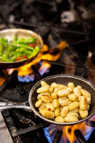 exploreasheville.com exploreasheville.com