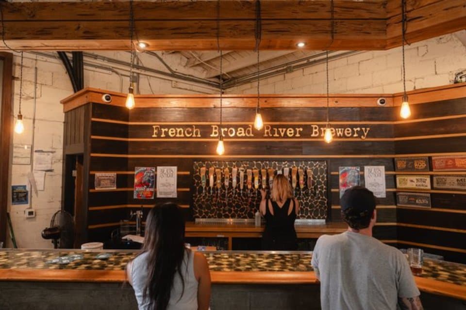 exploreasheville.com exploreasheville.com