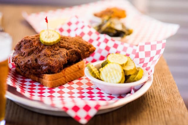 exploreasheville.com exploreasheville.com