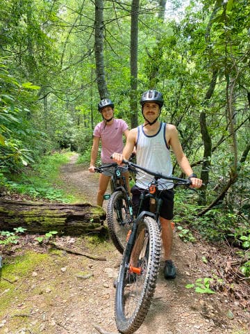 exploreasheville.com exploreasheville.com