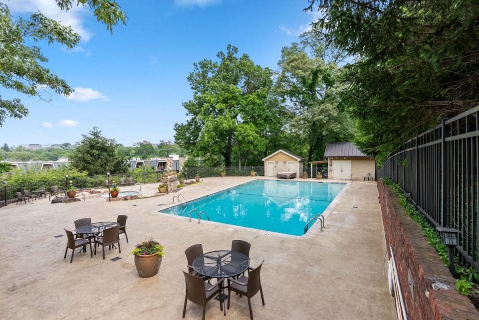 exploreasheville.com exploreasheville.com