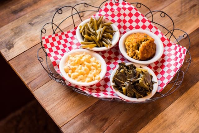 exploreasheville.com exploreasheville.com