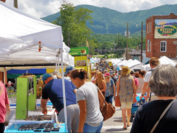 exploreasheville.com exploreasheville.com